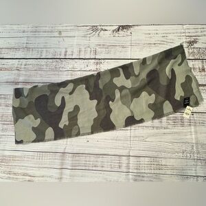 Express Camouflage Pattern Scarf